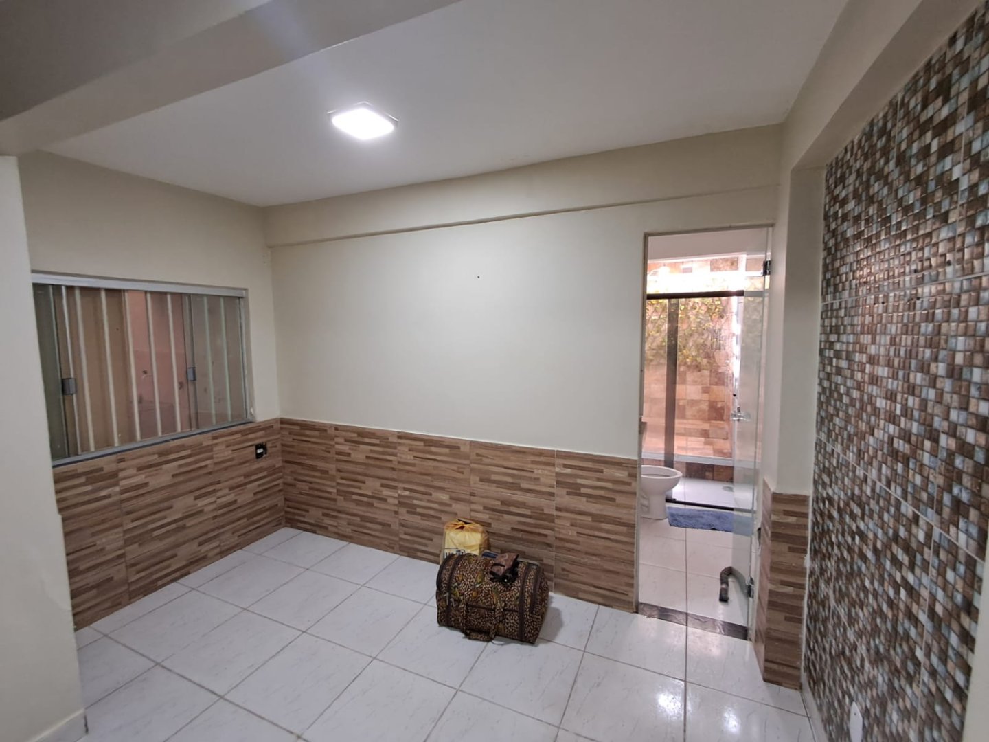 VENDO ÓTIMO APARTAMENTO 1 QUARTO - GRANDE COLORADO - DF 425 - SOBRADINHO DF