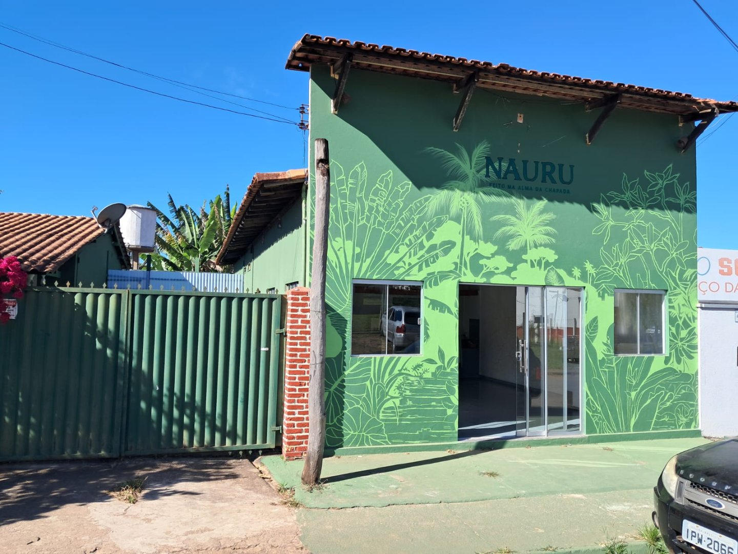 IMÓVEL COM CASA e GALPÃO INDEPENDENTES - EM FRENTE HOSPITAL ALTO PARAISO DE GOIÁS